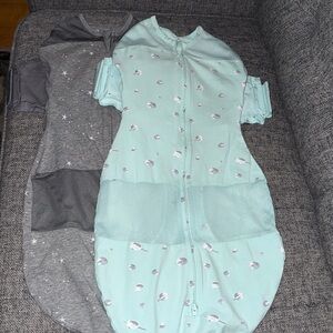 Happiest baby stars and space swaddles set of 2 size large 4-6 months